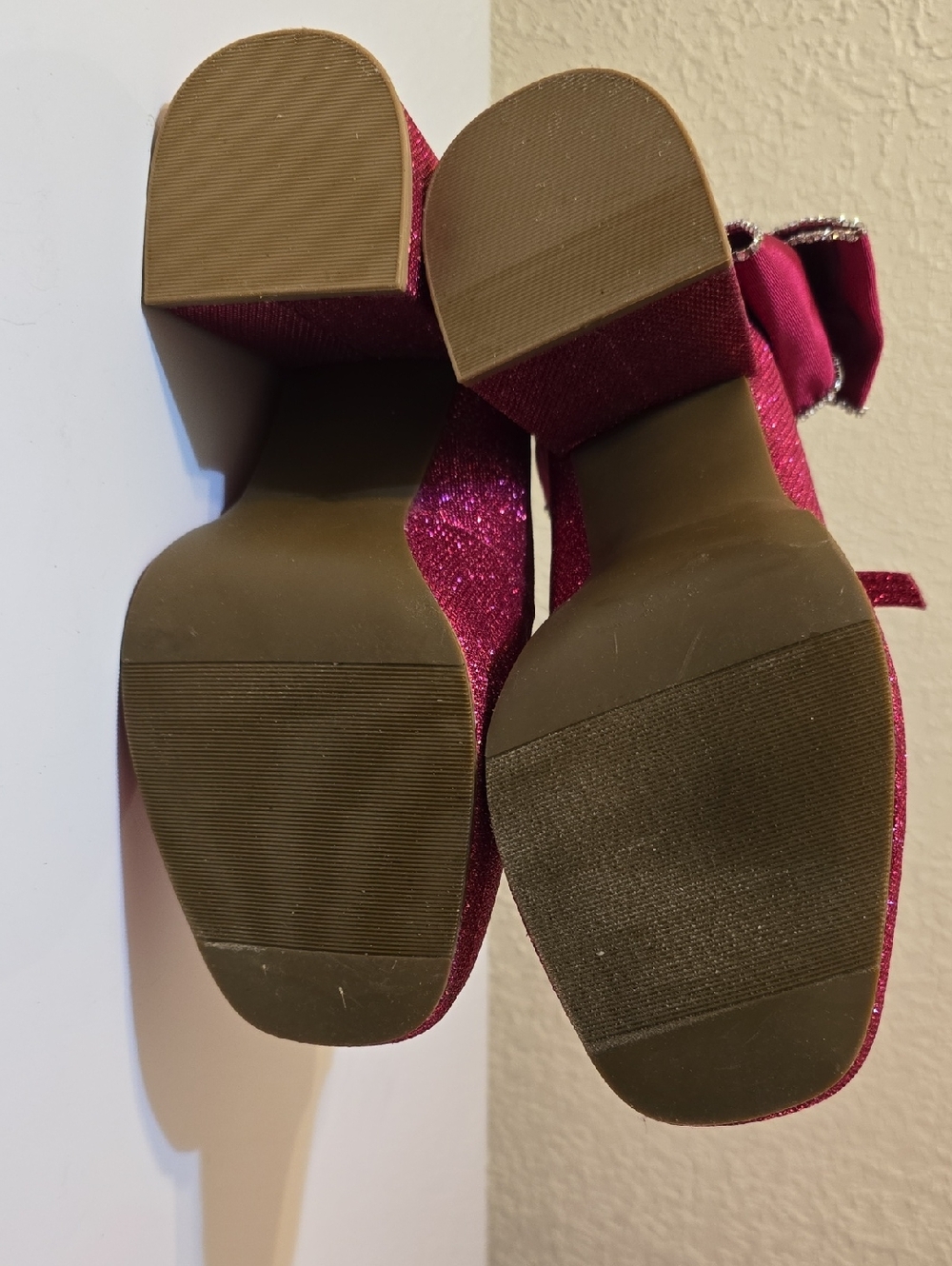 Betsey Johnson TORRID Pink Bow Back Heels Size 9.5 - Picture 8 of 10